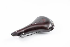 Седло Bear Bike OT-001, 260х150х90 мм, нат. кожа, коричневый Седло Bear Bike OT-001, 260х150х90 мм, нат. кожа, коричневый