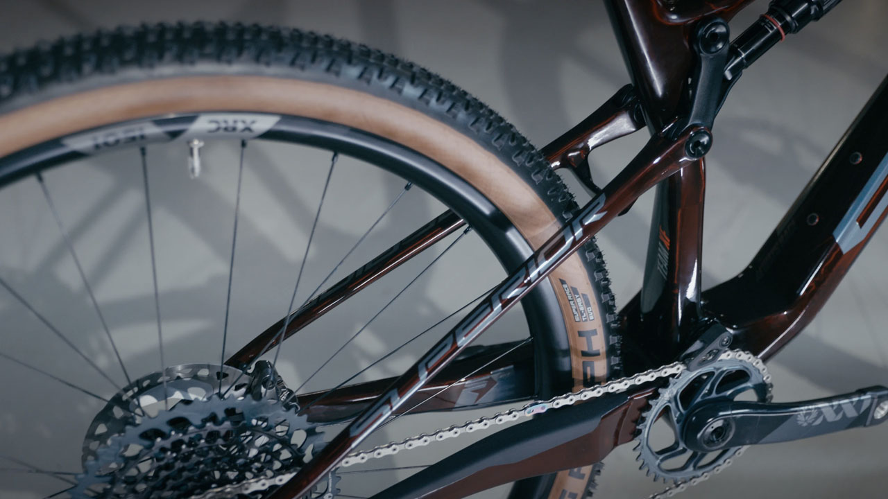 SUPERIOR TEAM XF Factory Racing 2024