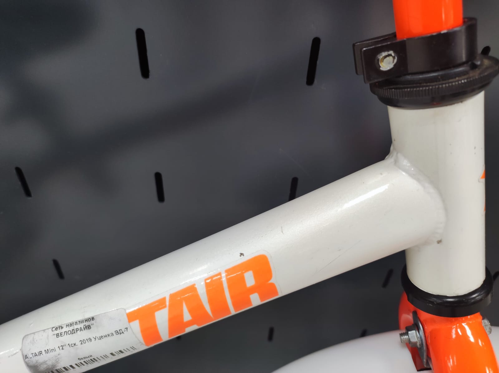 Беговел ALTAIR Mini 12 2019, уценка 7