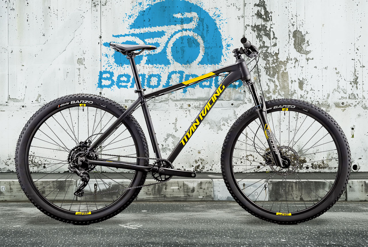 TITAN RACING Rogue Cruz 2024