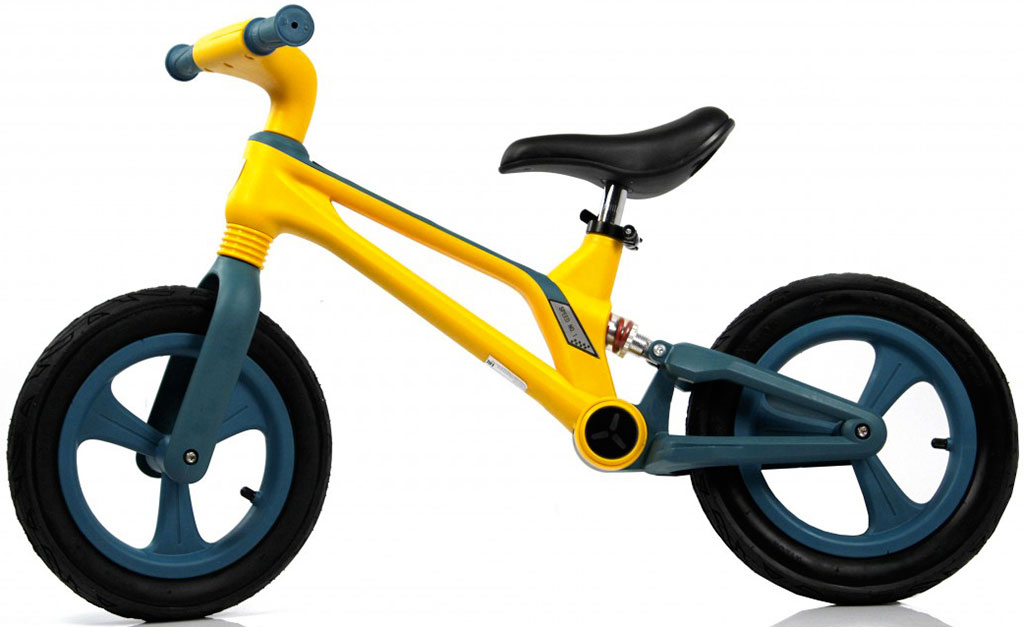 Беговел RIVERTOYS М002БХ