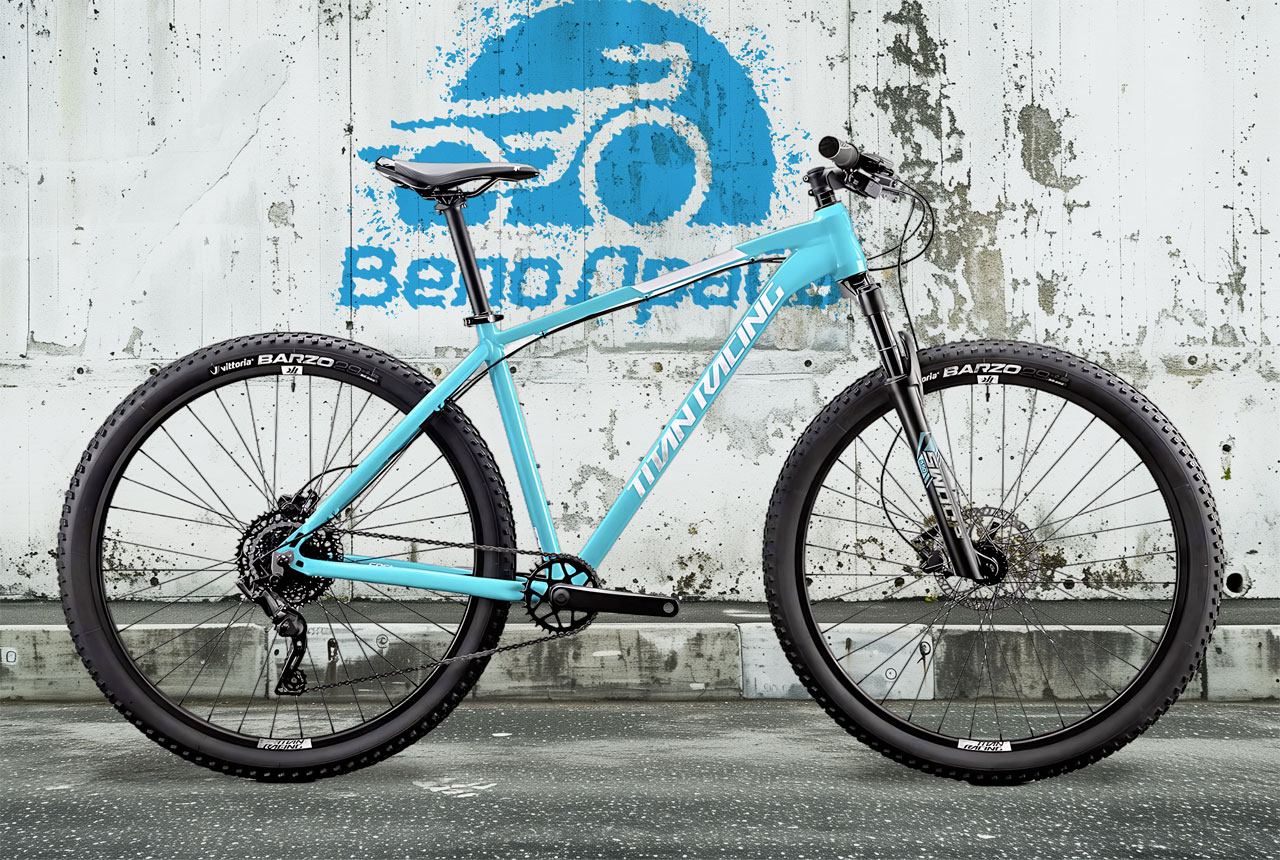 TITAN RACING Rogue Cruz 2024