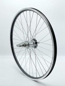 Колесо заднее 24" VD, гайки, 1 ск., ножной тормоз