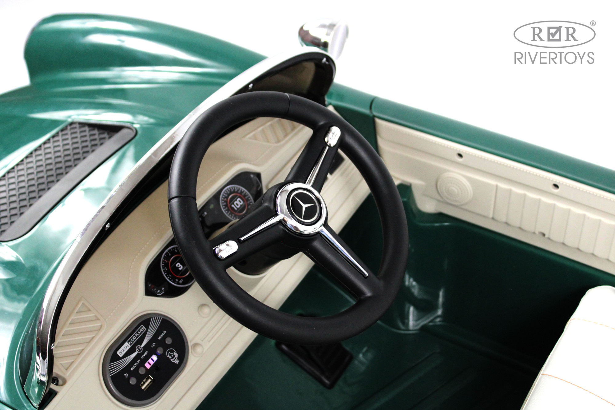 Электромобиль детский Mercedes ретро C555MC